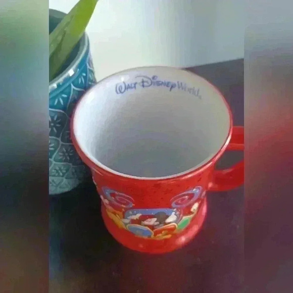 Walt Disney World 2005  3D Ceramic Coffee Tea Mug Cup - Picture 3 of 12